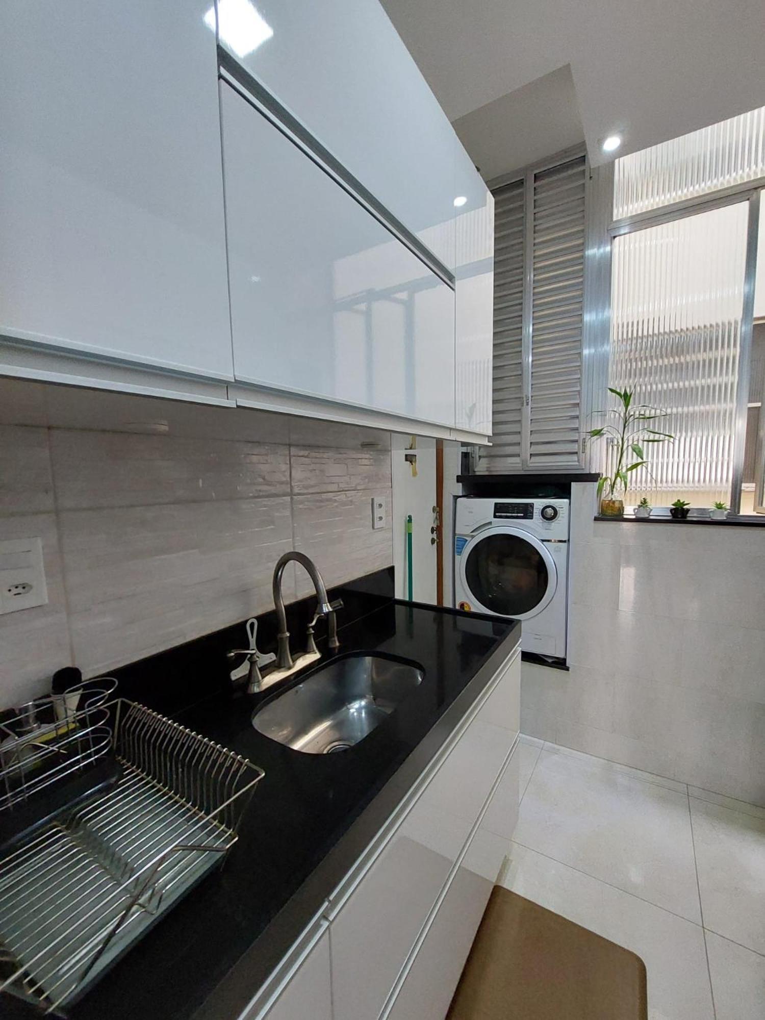 2 Bedroom With 2 Bathroom In Copacabana *